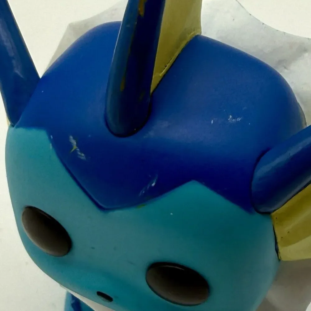 Funko‎ Pop! Pokemon Vaporeon No. 627 Loose No Box See Notes